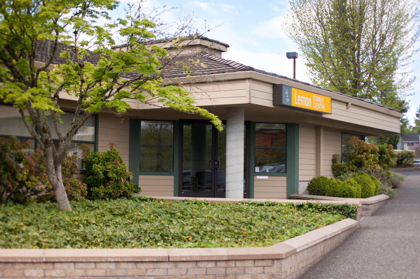 Lemon Family Dental Olympia office